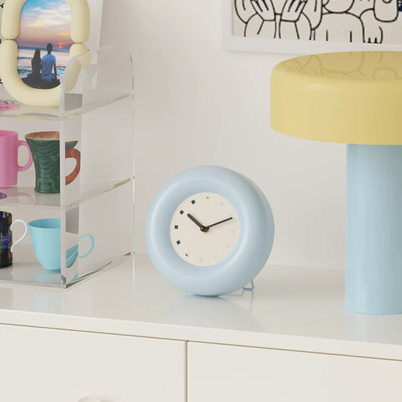 Modern Round Desk Clock-4